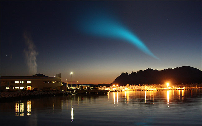 O extraordinário fenómeno luminoso no céu da Noruega